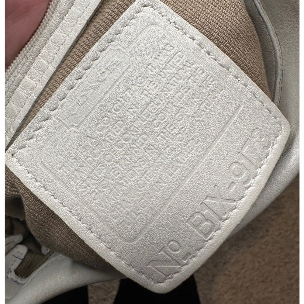 Coach Vintage 9173 Leather Bucket Bag Two Tone White Tan Shoulder Bag - Picture 2 of 11